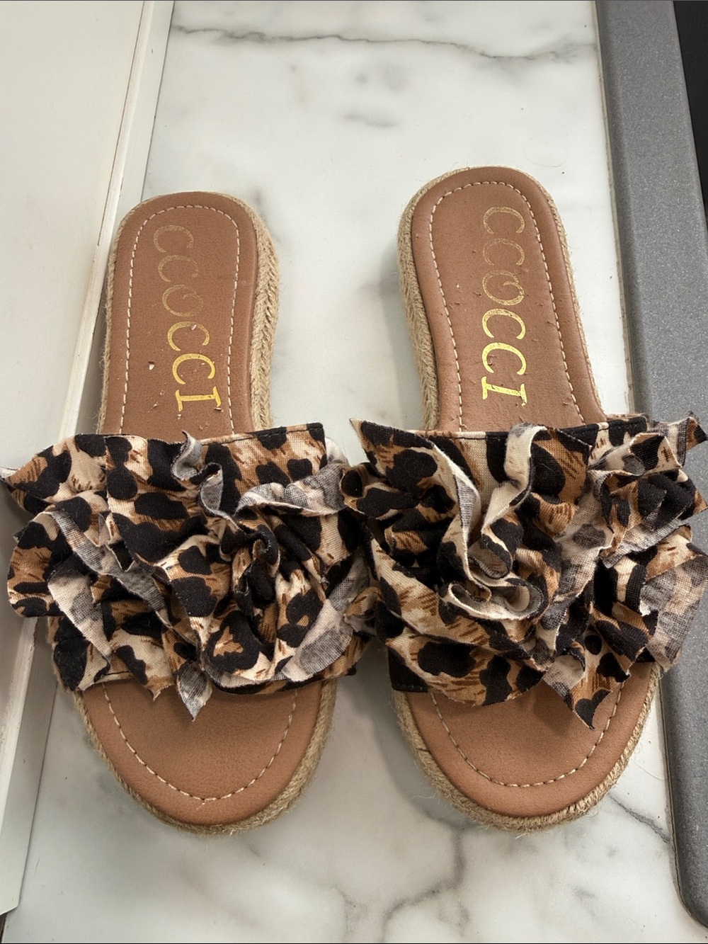 Ccocci  Leopard Print Ruffle Slide Platform Espadrille Sandals Size 8